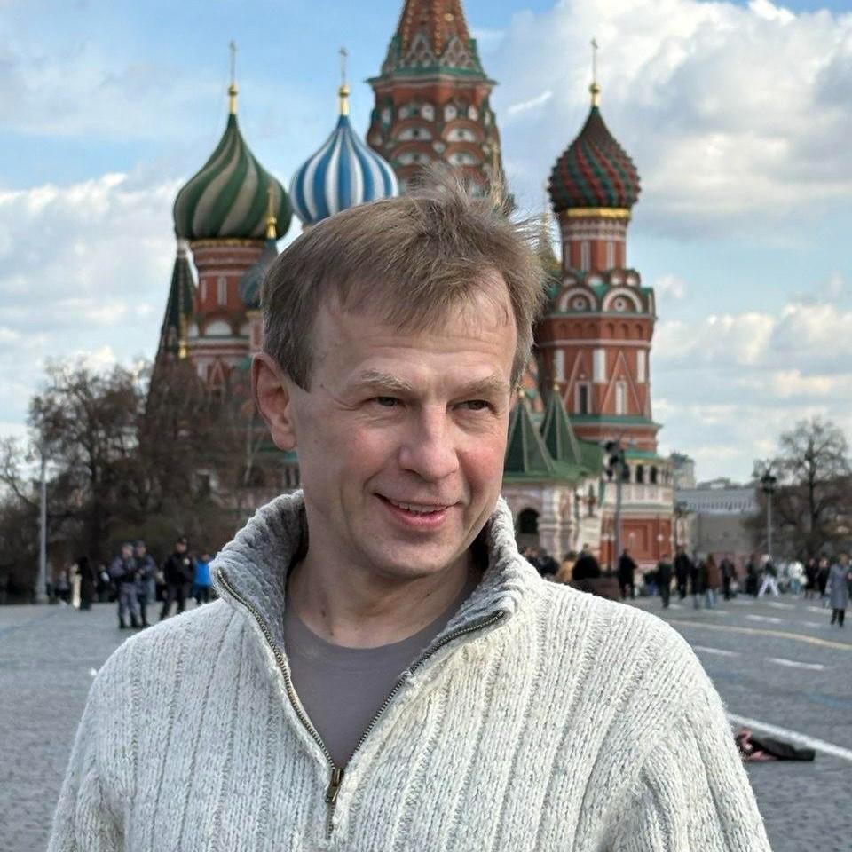 <p>Евгений Урлашов</p>