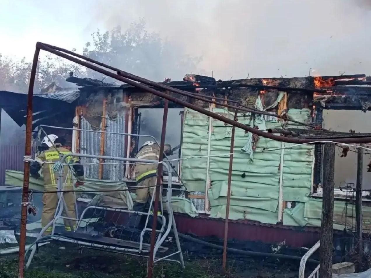 Огонь повредил 70 кв. метров: пожар в жилом доме в Кораблино