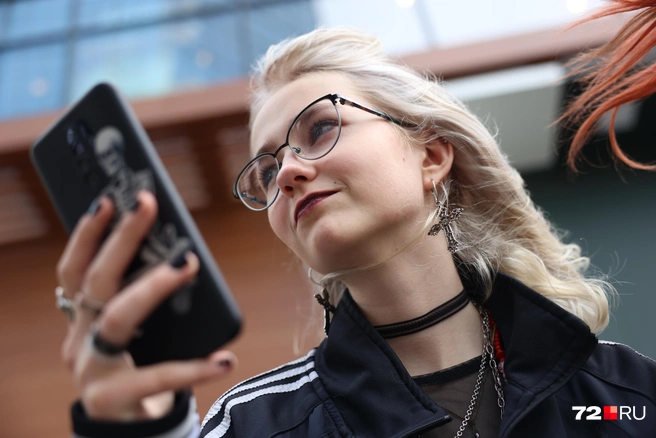 Точные причины сбоев в работе мобильного интернета в Тюмени не называет никто | Источник: Дарья Пона / Городские медиа