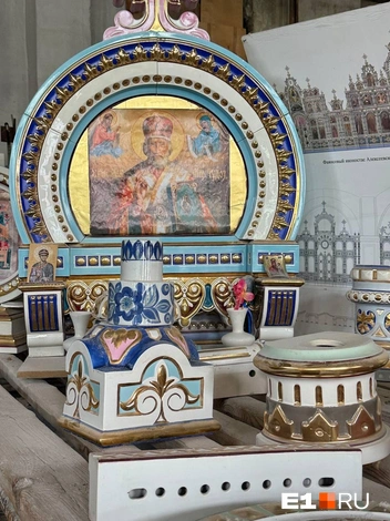 На заводе делают керамические иконостасы | Источник: Анастасия Баранова / E1.RU