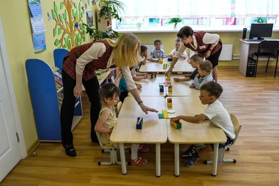 Воспитатели в Екатеринбурге остались без стимулирующих