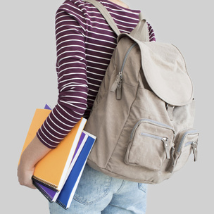 Тест: Выбери рюкзак, а мы посоветуем тебе красивую прическу на учебу