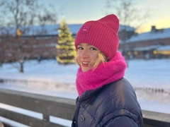 Анастасия Уколова о роли молодой Алены Апиной: «Я звоню ей теперь и спрашиваю: ''А что вы чувствовали, когда пели в ''Комбинации''?»