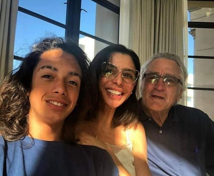 Роберт Де Ниро с дочерью Дреной и внуком Леонардо