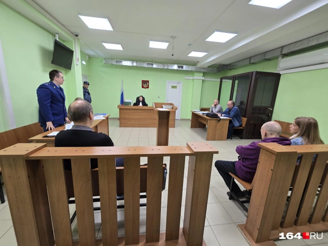 Сегодня прошло очередное заседание суда по аварии на ТЭЦ-2 | Источник: Семен Коротов-Майбах / 164.RU