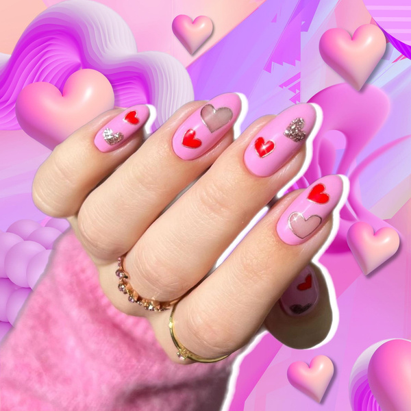 Розовый маникюр с сердечками — самый простой и красивый дизайн ногтей на День святого Валентина