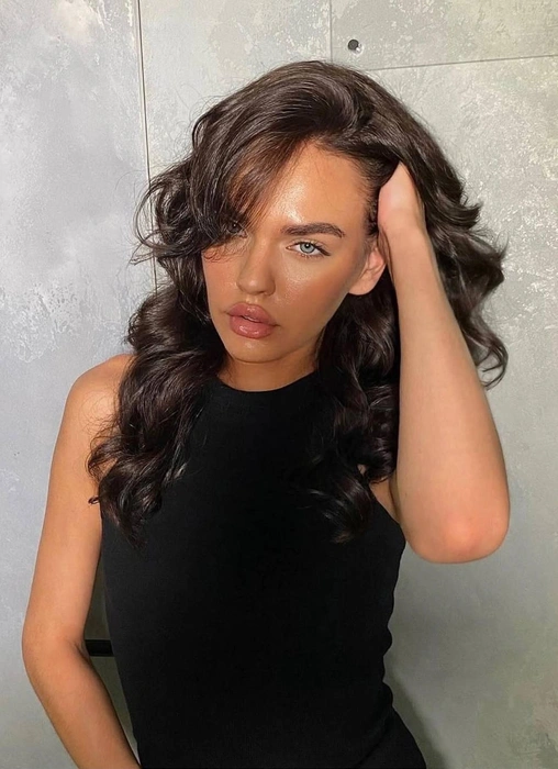 Источник: hair_color_by_polly / Instagram.com (экстремистская организация, деятельность запрещена на территории РФ)