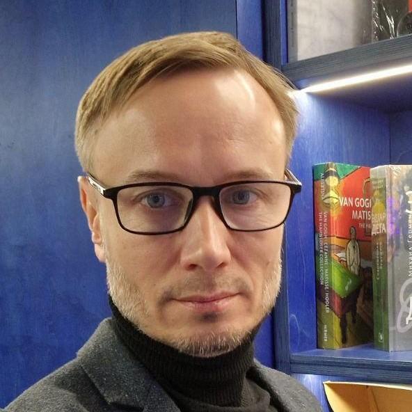 <p>Олег Таратухин</p>