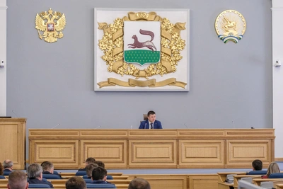 Мавлиев и Хабиров поздравили уфимцев с 23 Февраля