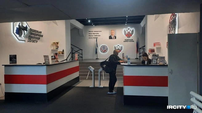Там, где был фейсконтроль и танцы, теперь ресепшен и тренажерный зал | Источник: Виктор Лучкин / «ИрСити»