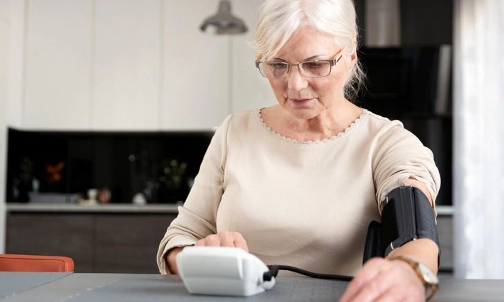 Может ли витамин С снижать давление, выяснили в Университете Хопкинса | Источник: iStockphoto/simpson33