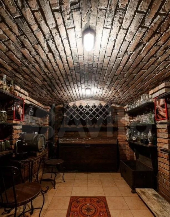 Винный погреб | Источник: сайт по поиску объявлений