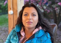 Больная раком Симоньян трогательно о маме Кеосаяна: «Спасибо Лауре за поддержку, которая ей самой так нужна»