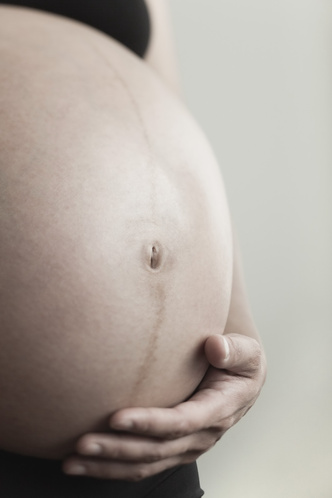 коричневая полоска на животе во время беременности 