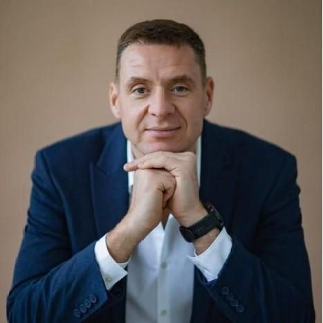 <p>Павел Специан</p>