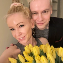 «Встречает в платье, вкусно готовит»: SHAMAN рассказал, почему Екатерина Мизулина для него «настоящая находка»