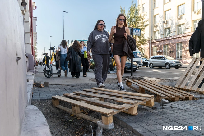 Прогулки на стройке без каски | Источник: Мария Ленц / NGS24.RU