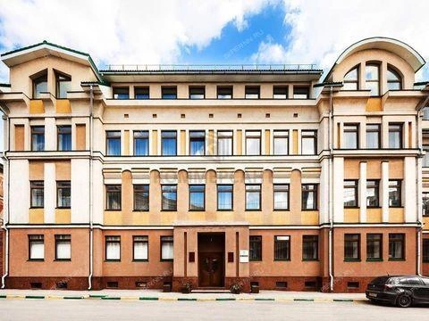 В гостинице есть мансарда, ресторан, конференц-зал | Источник: Gipernn.ru