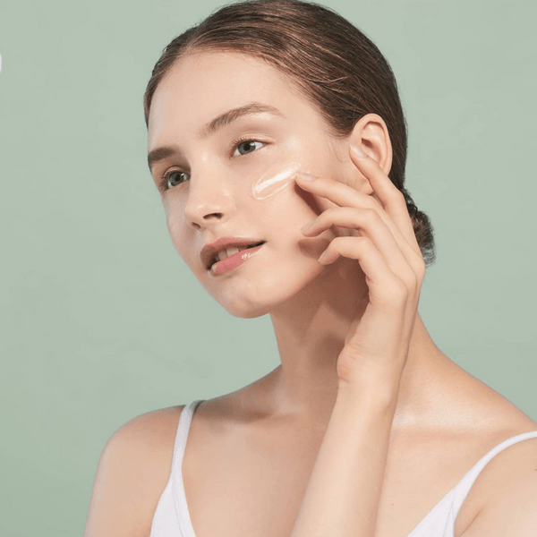 Микродозинг для лица — главный тренд 2022 в уходе за чувствительной кожей