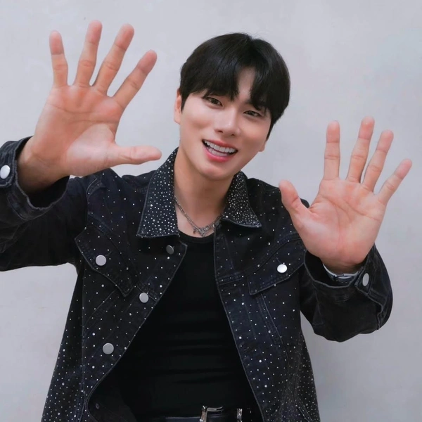 Источник: @luvlk89