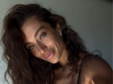 Исхудавшая жена Влада Соколовского: «У меня нет анорексии, успокойтесь. Я сейчас в легкости»