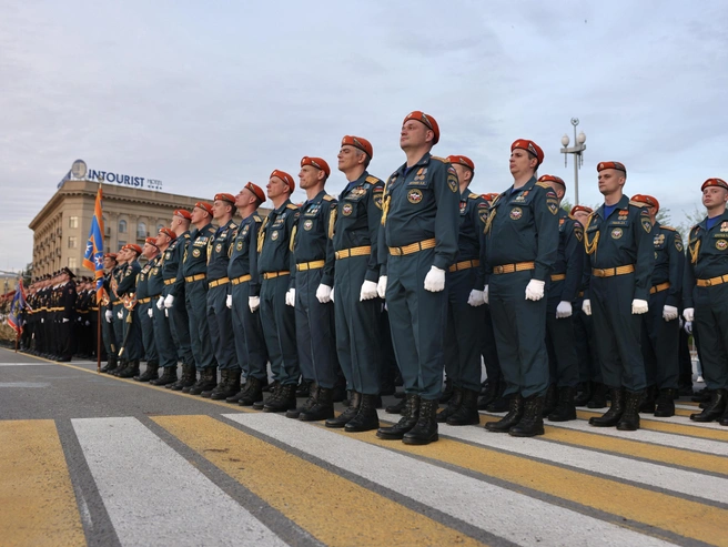 Участники сделали несколько тренировочных кругов, чтобы отточить синхронность | Источник: Алексей Волхонский / V1.RU