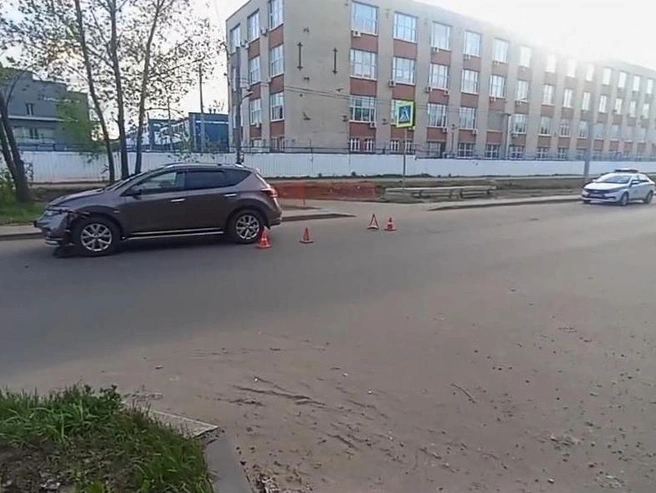 Женщина за рулем кроссовера сбила подростка на самокате на пешеходном переходе | Источник: УГИБДД по Нижегородской области