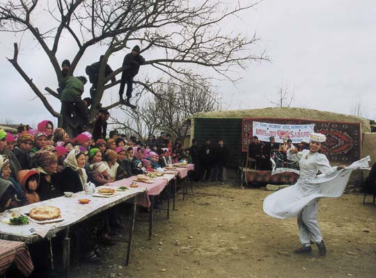 Нельзя класть подушку на стол