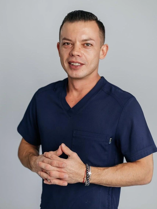 Руководитель и владелец клиники Илья Крюков | Источник: Kiss Dental Clinic