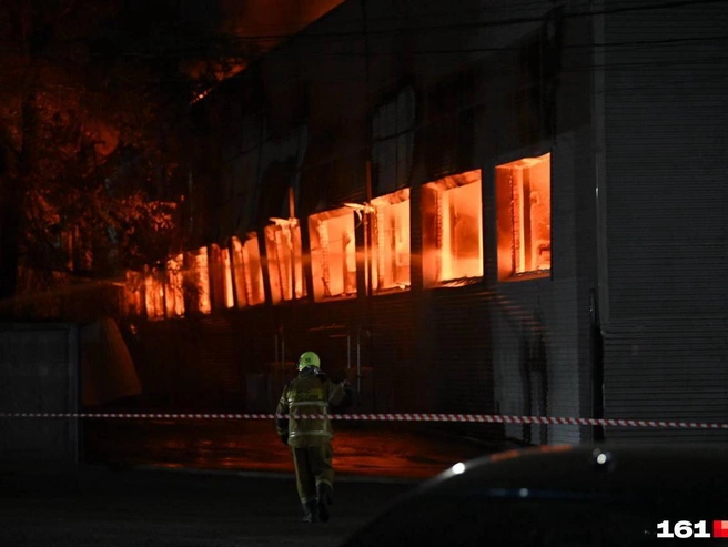 Пожар локализовали в 20:26 | Источник: Евгений Вдовин / 161.RU