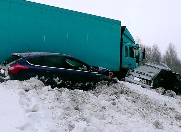 Полиция рассказала подробности трагического ДТП в Сасовском районе | ya62.ru