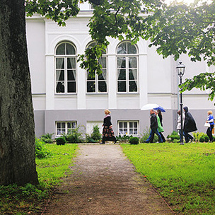 Прогулки по Эстонии: старинное поместье Сака