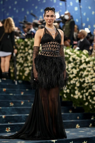 Дуа Липа на Met Gala 2025, 5 мая 2025 год