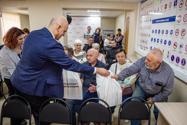 Всем ветеранам — памятные подарки! | Источник: Кирилл Поверинов