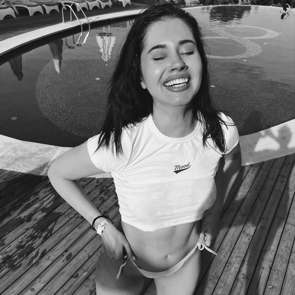 олеся иванченко, карты олеси иванченко, олеся иванченко фото, олеся иванченко биография, няня с олесей иванченко, сериал с олесей иванченко | Источник: Cоциальные сети 