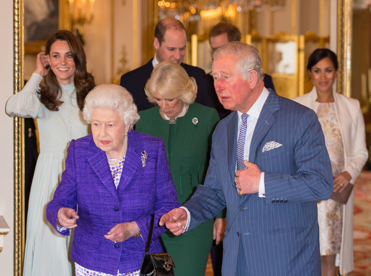 Как герцогиня Кейт укрепила свои позиции в королевской семье с помощью всего одного платья