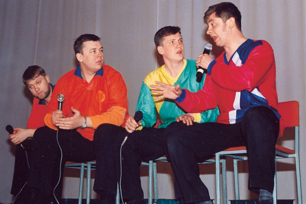 Команда «Уральские пельмени» создана в 1993 году. Брекоткин был ее вице-капитаном