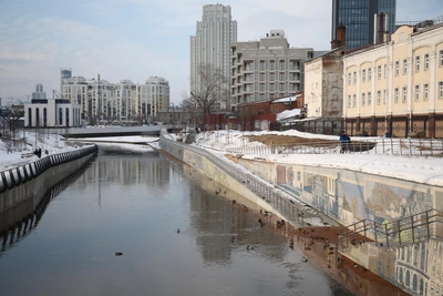 Екатеринбург подтапливает из-за рекордного тепла