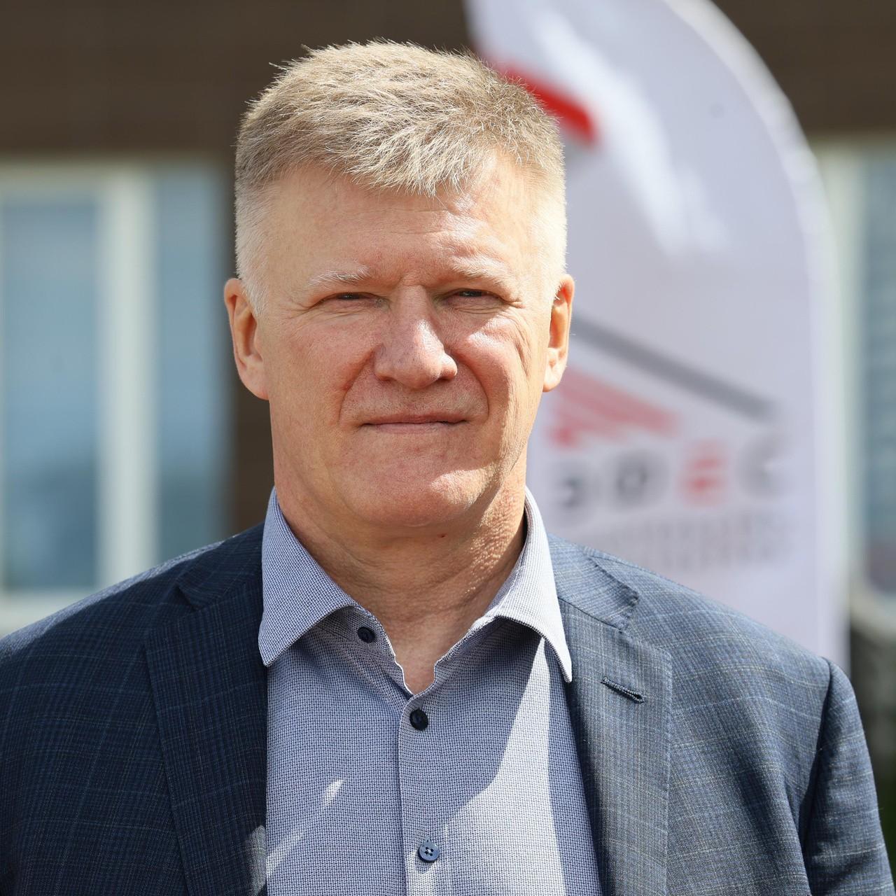 <p>Алексей Белоусов</p>