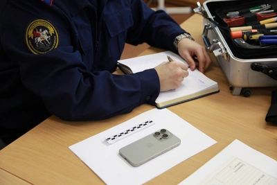 Несовершеннолетние вовлекаются в наркопреступления через интернет