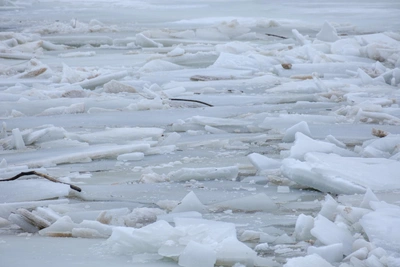 В Югре на реке Конда начался ледоход