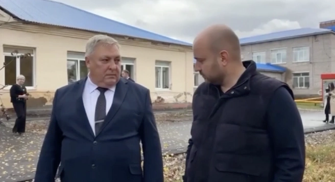 Губернатор остался недоволен реконструкцией городских объектов | Источник: 112 / Telegram