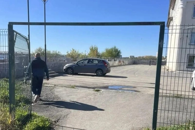 На пляже Смолино снесли незаконный забор