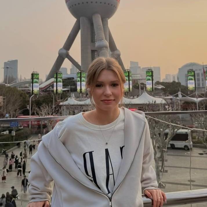 <p>София Яковлева</p>