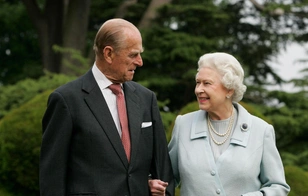 Эти простые правила помогли королеве Елизавете II прожить с одним мужчиной всю жизнь