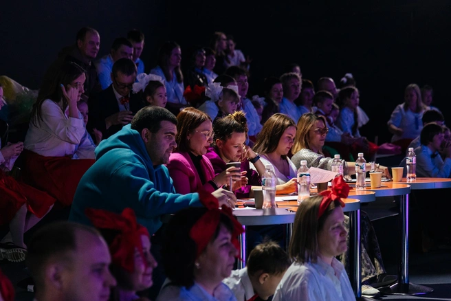 В финале конкурса участвуют 10 команд | Источник: молодежный центр «Кристалл»