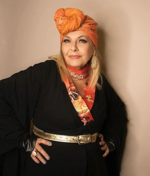 Кто такая Альбина Сексова, скандальная певица, которую оштрафовали за разжигание ненависти