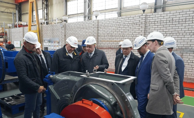 Завод переходит на новый технологический уровень и готовится к серийному производству | Источник: НЭВЗ