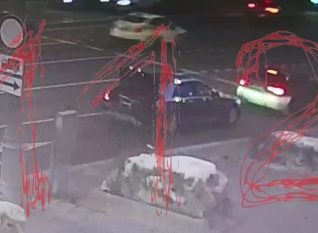 Наезд на тиктокера Даню Милохина в Москве попал на видео | ya62.ru