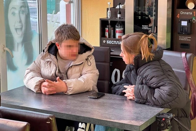 Тюменский подросток, живший в кафе, теперь у бабушки